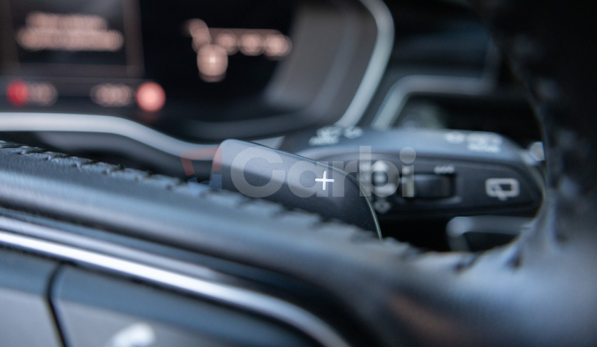 Audi A4 Avant 40 2.0 TDI quattro S tronic