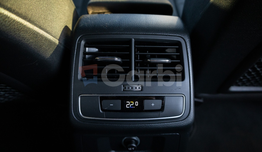 Audi A4 Avant 40 2.0 TDI quattro S tronic