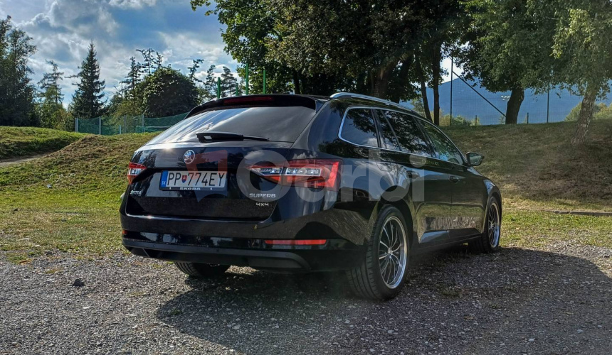 Škoda Superb Combi 2.0 TDI 190k 4x4 Style DSG EU6