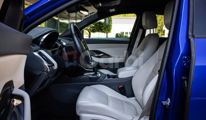 Jaguar E-Pace 2.0 I4 180k S AWD A/T, Slovenské, 360°, Virtual Cockpit, čierny strop