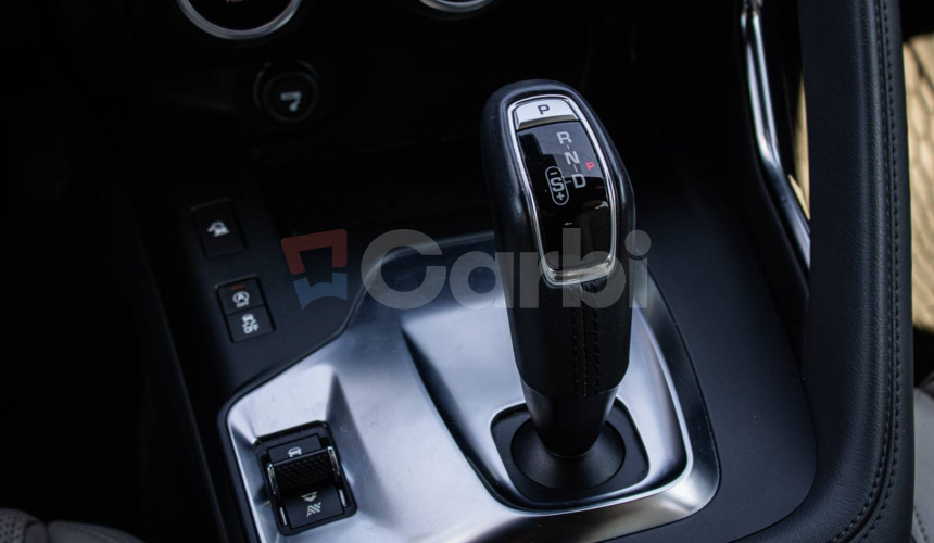 Jaguar E-Pace 2.0 I4 180k S AWD A/T, Slovenské, 360°, Virtual Cockpit, čierny strop