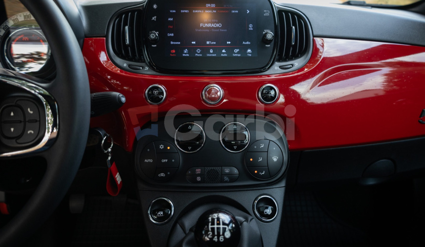 Fiat 500 1.0 BSG Mildhybrid RED