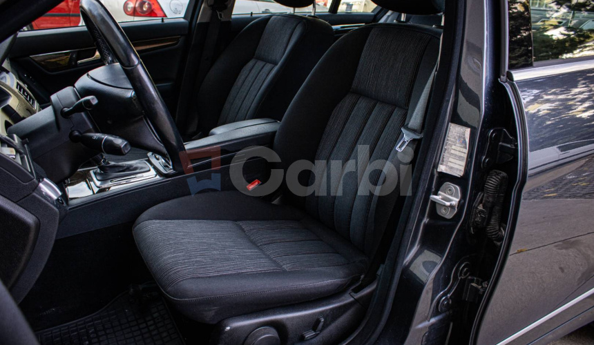 Mercedes-Benz C trieda Sedan 220 CDI Automat, bez hrdze, pôvodný lak
