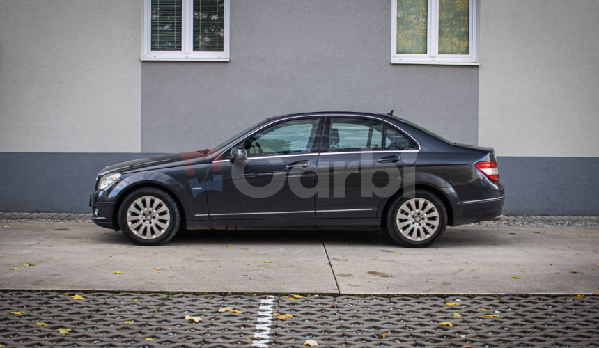 Mercedes-Benz C trieda Sedan 220 CDI Automat, bez hrdze, pôvodný lak