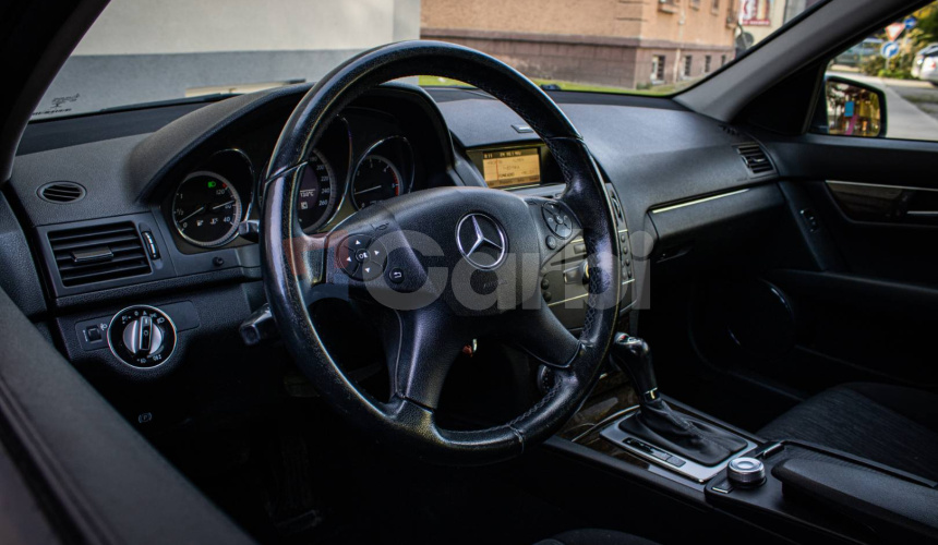 Mercedes-Benz C trieda Sedan 220 CDI Automat, bez hrdze, pôvodný lak
