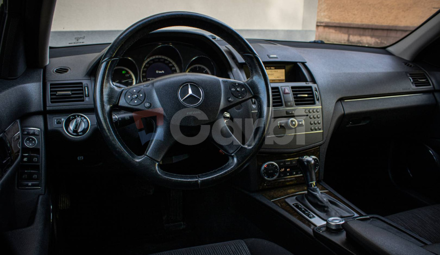 Mercedes-Benz C trieda Sedan 220 CDI Automat, bez hrdze, pôvodný lak