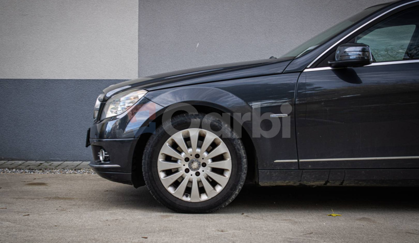 Mercedes-Benz C trieda Sedan 220 CDI Automat, bez hrdze, pôvodný lak