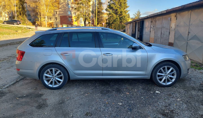 Škoda Octavia Combi 1.6 TDI Elegance DSG
