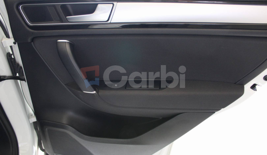 Volkswagen Touareg II 3.0 V6 TDI BMT 4MOTION Mountain