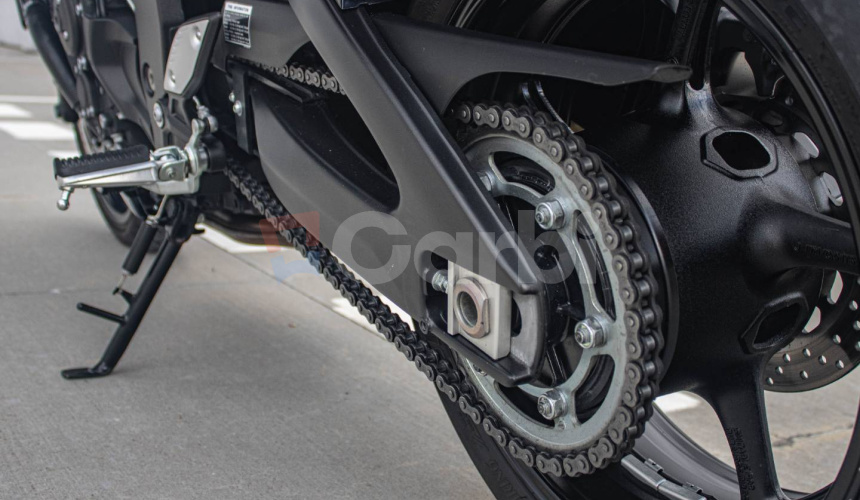 Yamaha Fazer 8