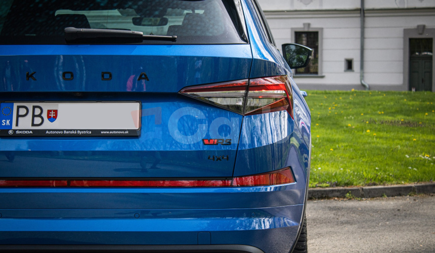 Škoda Kodiaq RS 2.0 TSI 4x4 DSG, 1. majiteľ, slovenské, nelakované, el.ťažné, záruka