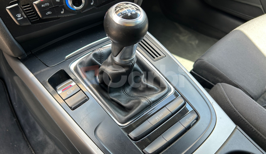Audi A4 Limuzína