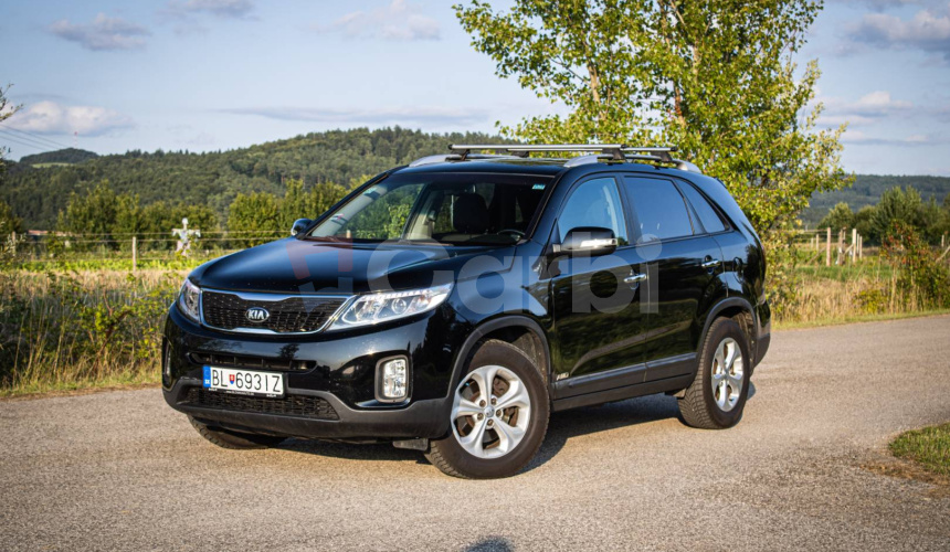 Kia Sorento 2.2 CRDi 4WD Automat, Slovenské, pravidelne servisované, nové turbo