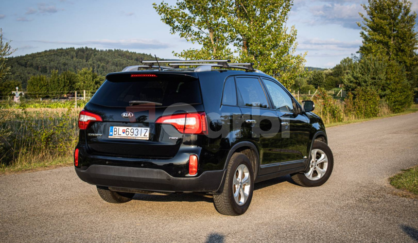 Kia Sorento 2.2 CRDi 4WD Automat, Slovenské, pravidelne servisované, nové turbo