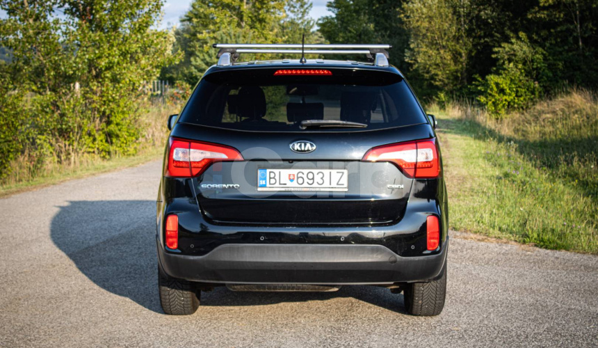 Kia Sorento 2.2 CRDi 4WD Automat, Slovenské, pravidelne servisované, nové turbo