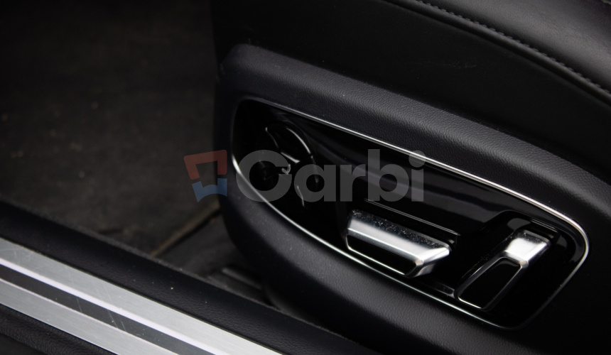 Audi A8 60 TFSI-e V6 a plug-in hybrid quattro tiptronic, nelakované, masáž, pano,webasto