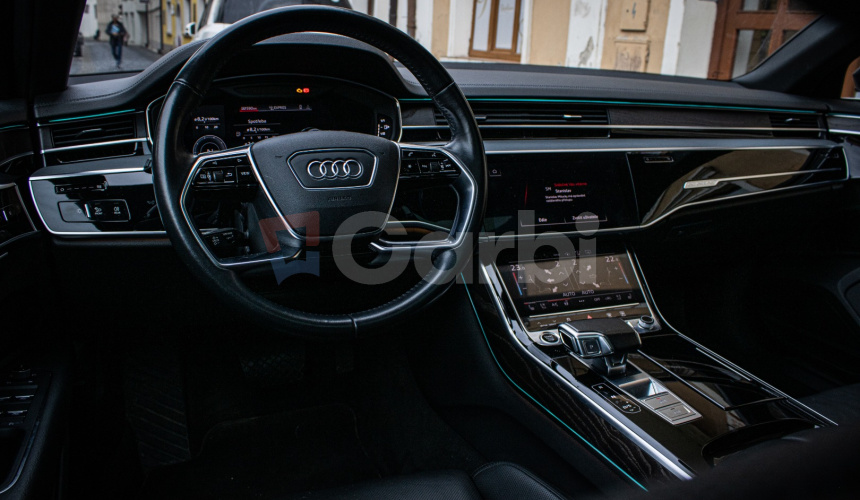 Audi A8 60 TFSI-e V6 a plug-in hybrid quattro tiptronic, nelakované, masáž, pano,webasto