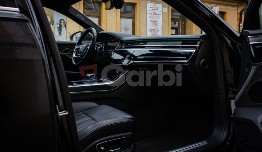 Audi A8 60 TFSI-e V6 a plug-in hybrid quattro tiptronic, nelakované, masáž, pano,webasto