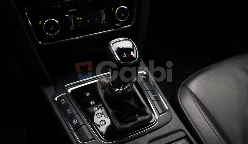 Škoda Superb Combi FL. 2.0 TDI 125 kW L&K DSG 4x4, bez poistnej udalosti, pravidelný servis