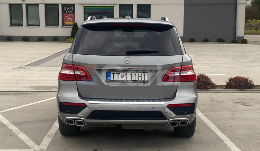 Mercedes-Benz ML 350 BLUETEC 4MATIC A7