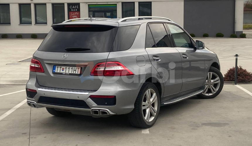 Mercedes-Benz ML 350 BLUETEC 4MATIC A7