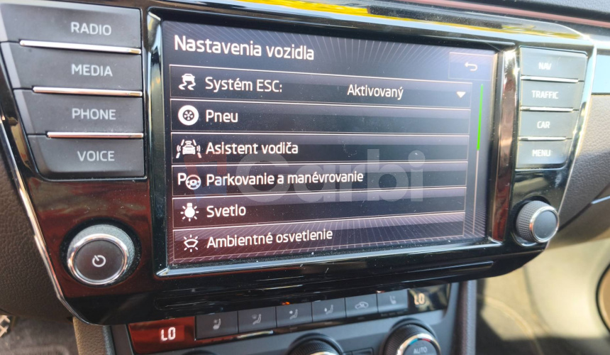 Škoda Superb Combi 2.0 TDI L&K DSG EU6