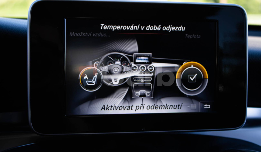 Mercedes-Benz GLC SUV 350e 4Matic Plug-in-Hybrid, AMG Alcantara interiér, Navi, Mŕtve uhly, Ťaž