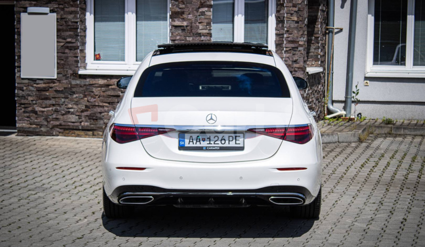 Mercedes-Benz S trieda Sedan 580e L 4MATIC Manufaktur, Slovenské, Nelakované, V záruke, Pano, D