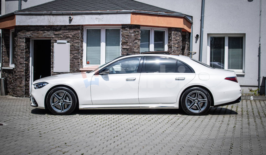 Mercedes-Benz S trieda Sedan 580e L 4MATIC Manufaktur, Slovenské, Nelakované, V záruke, Pano, D