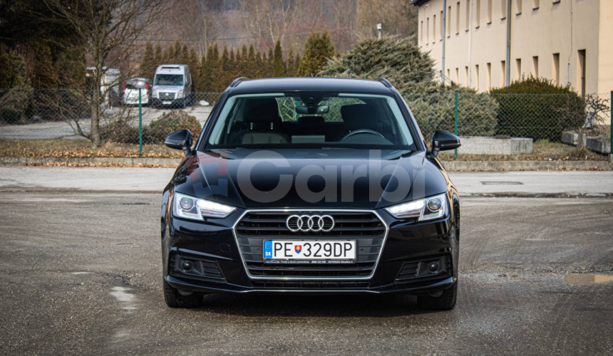 Audi A4 Avant 2.0 TDI Stronic, ACC, el. ťažné, lane asist, navi