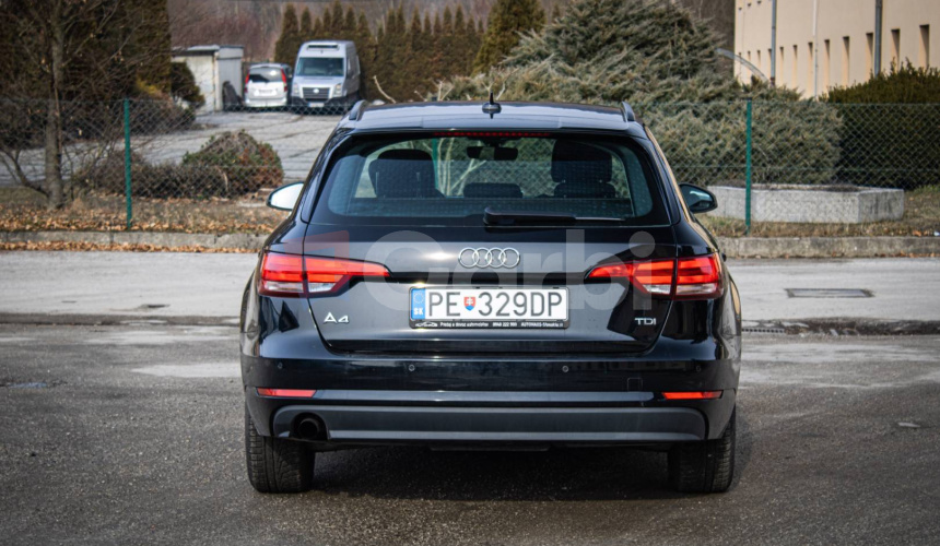 Audi A4 Avant 2.0 TDI Stronic, ACC, el. ťažné, lane asist, navi