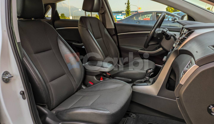 Hyundai i30 1.6 GDI DOHC Style A/T