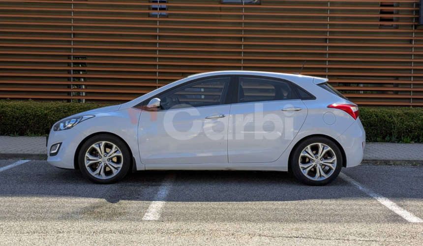 Hyundai i30 1.6 GDI DOHC Style A/T