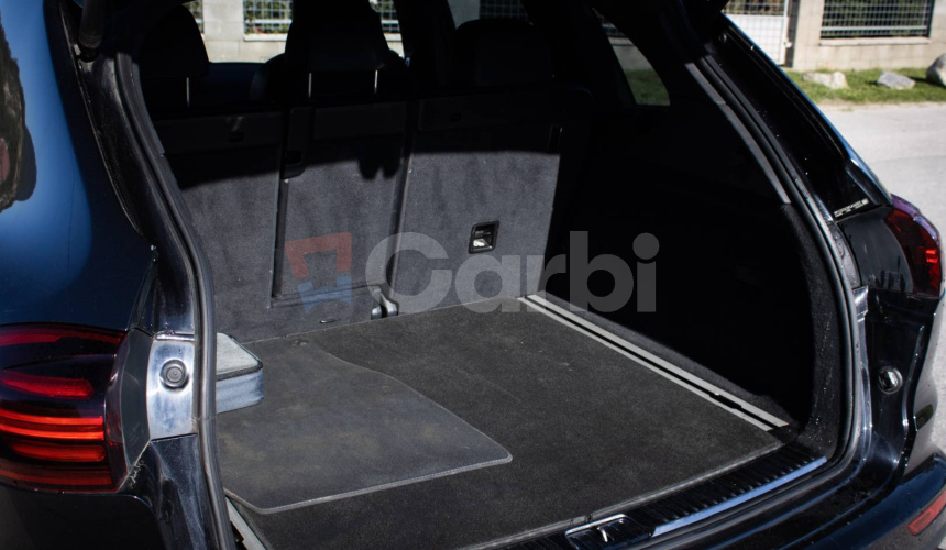 Porsche Cayenne II 3.0 Diesel V6 Tiptronic, Facelift, Pano, LCD, pekný stav, 1. majiteľ
