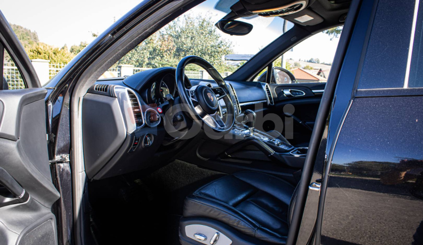 Porsche Cayenne II 3.0 Diesel V6 Tiptronic, Facelift, Pano, LCD, pekný stav, 1. majiteľ
