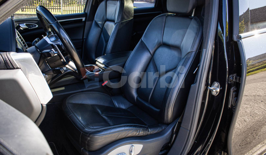 Porsche Cayenne II 3.0 Diesel V6 Tiptronic, Facelift, Pano, LCD, pekný stav, 1. majiteľ