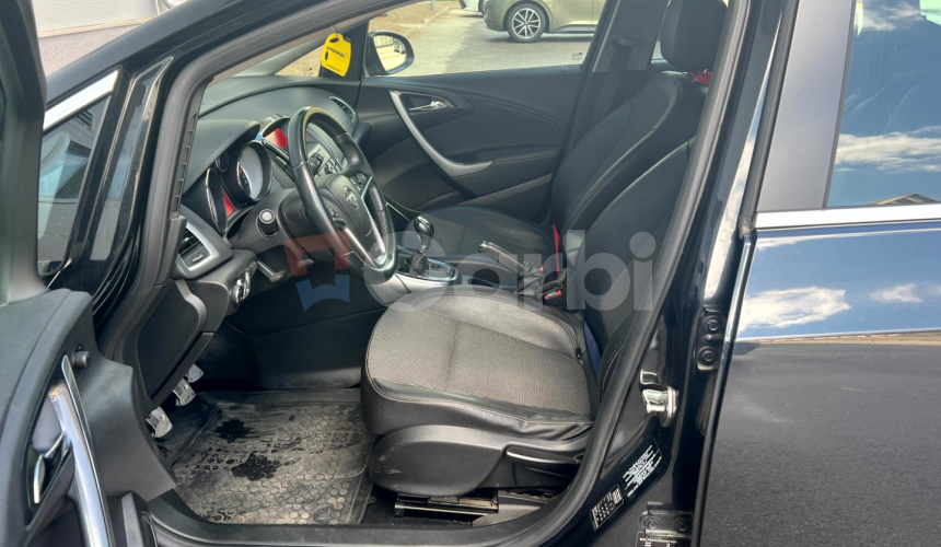 Opel Astra Caravan 1,4T manuál