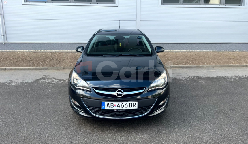 Opel Astra Caravan 1,4T manuál