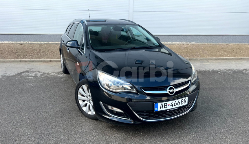 Opel Astra Caravan 1,4T manuál