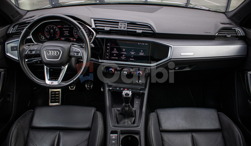 Audi Q3 35 1.5 TFSI S-line, 1. majiteľ, v záruke, Nelakované, Pano, Virtual, R20