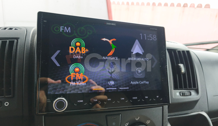 Citroen Jumper FT 745 EB NAVI / CARPLAY / KAMERA / NOSIČ BICYKLOV