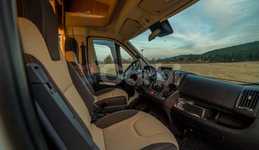 Citroen Jumper FT 745 EB NAVI / CARPLAY / KAMERA / NOSIČ BICYKLOV