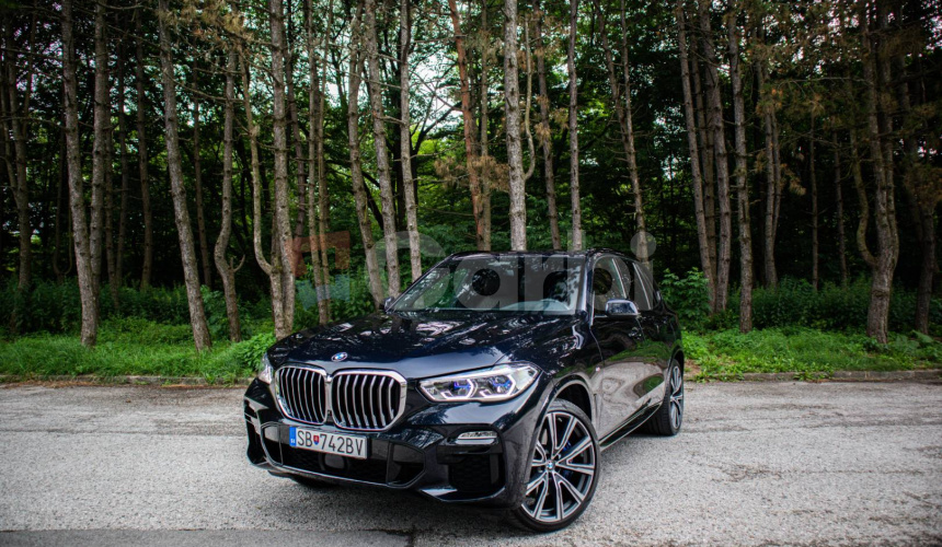 BMW X5 xDrive40i A/T