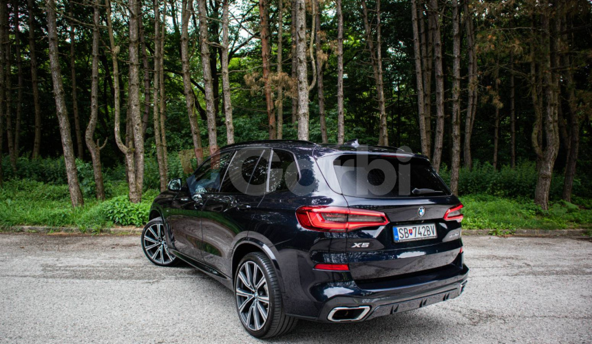 BMW X5 xDrive40i A/T