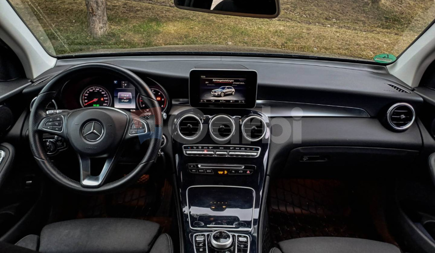 Mercedes-Benz GLC SUV 220d 4MATIC A/T