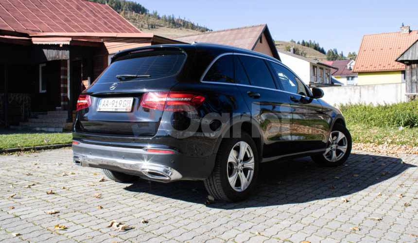 Mercedes-Benz GLC SUV 220d 4MATIC A/T