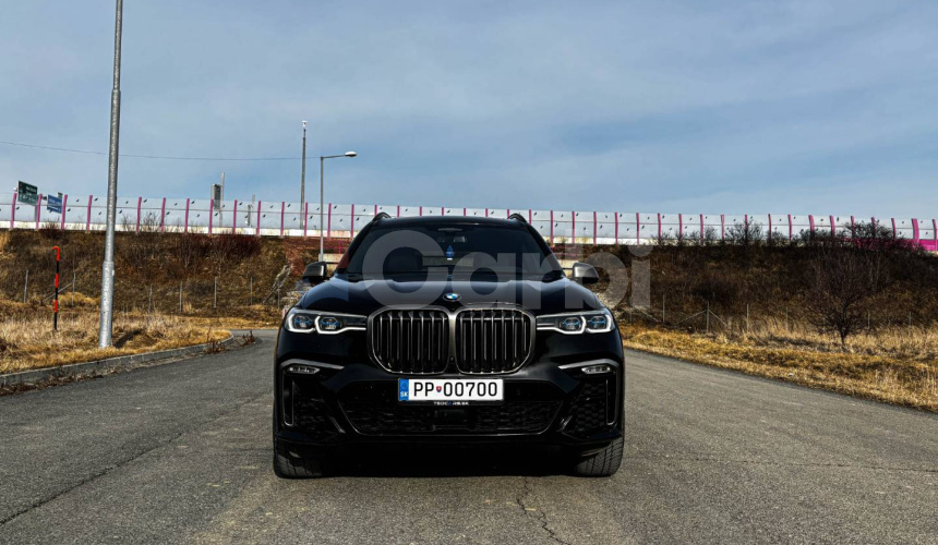 BMW X7 xDrive M50i A/T