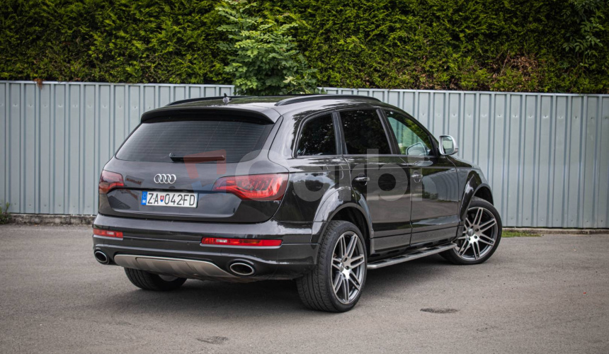 Audi Q7 4.2 TDI V8 Sline, po velkom servise, B&O, Pano, R21, ACC, vzduch