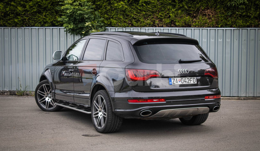 Audi Q7 4.2 TDI V8 Sline, po velkom servise, B&O, Pano, R21, ACC, vzduch