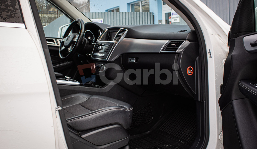 Mercedes Benz 250 BLUETEC 4MATIC, ILS, Navi, Bez vzduchu